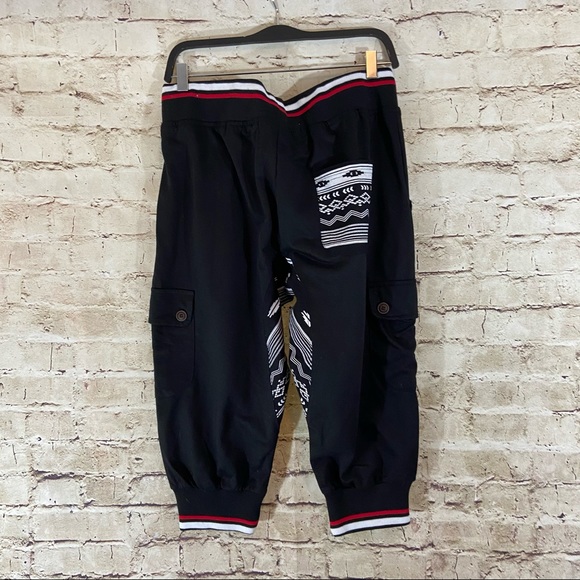 Men’s retro district shorts size large - Picture 3 of 5